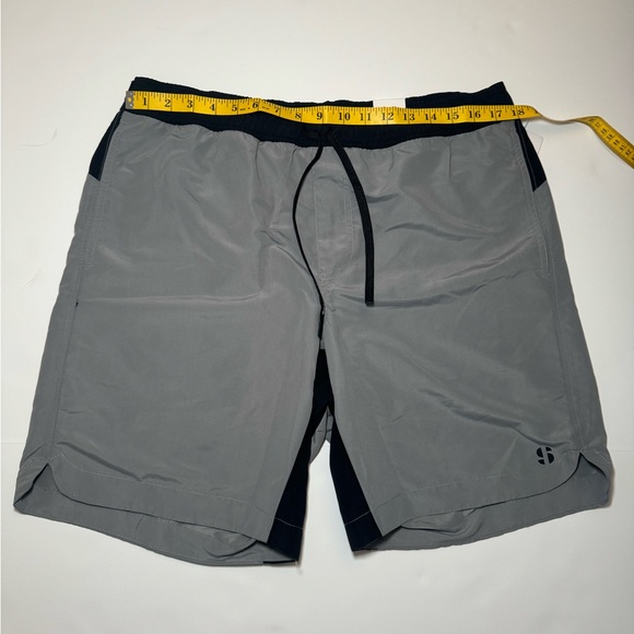 Sports illustrated swimtrunks 9” size L Brand New - Picture 5 of 6